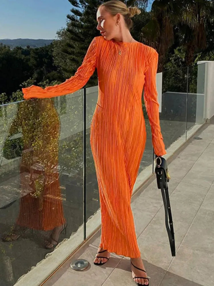 Sandrine – Langes Damen-Abendkleid mit ausgestellten Ärmeln und Rundhalsausschnitt für Damen