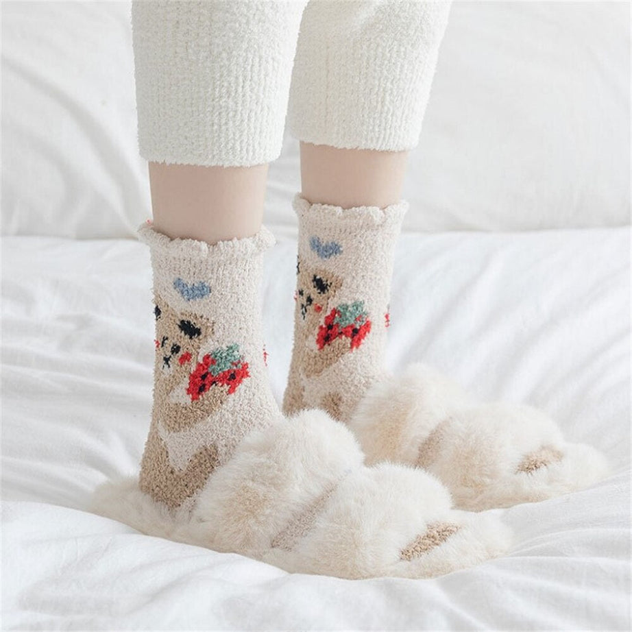 Chaussettes pelucheuses animaux pour femme Ember