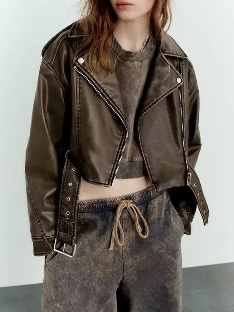 Kurze Damenjacke aus PU-Kunstleder