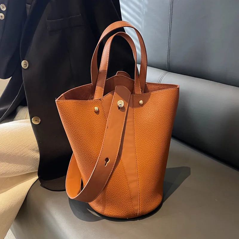 Sac Femme Seau Marron et Luxueux