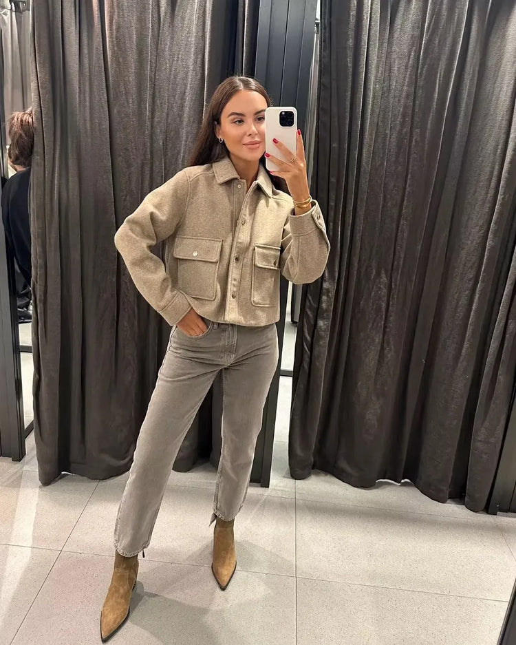 Chic Jacket with Colorful Collar with Lift for Women