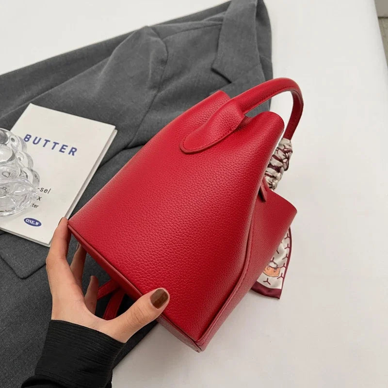 Sac Femme Seau Rouge et Raffiné