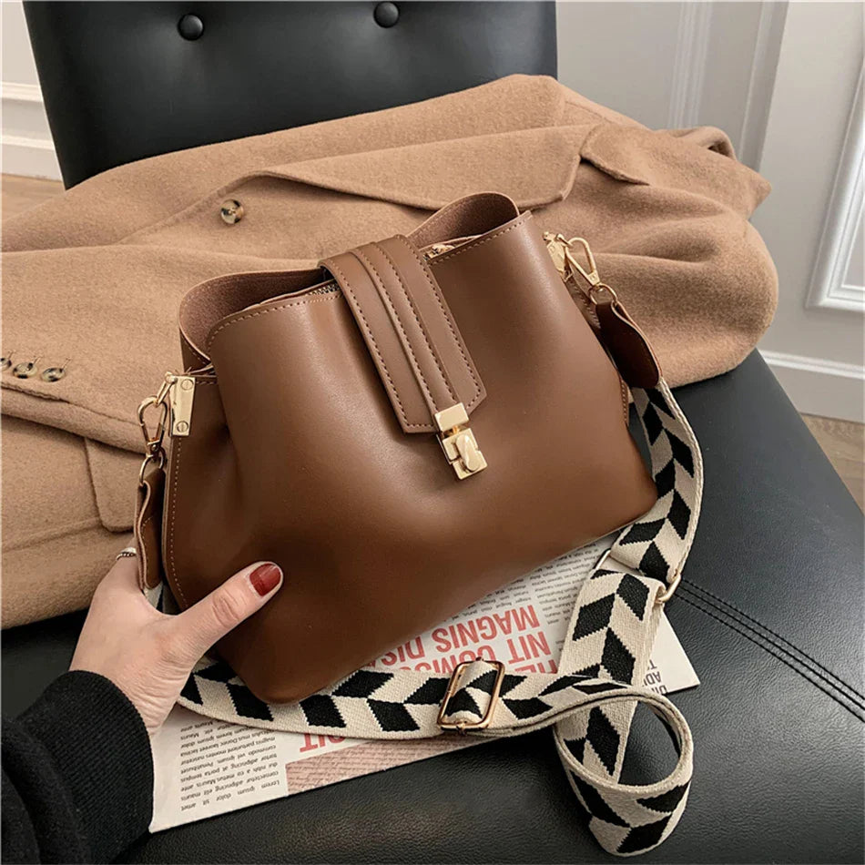 Sac à Main Femme Avec Large Bandouliere