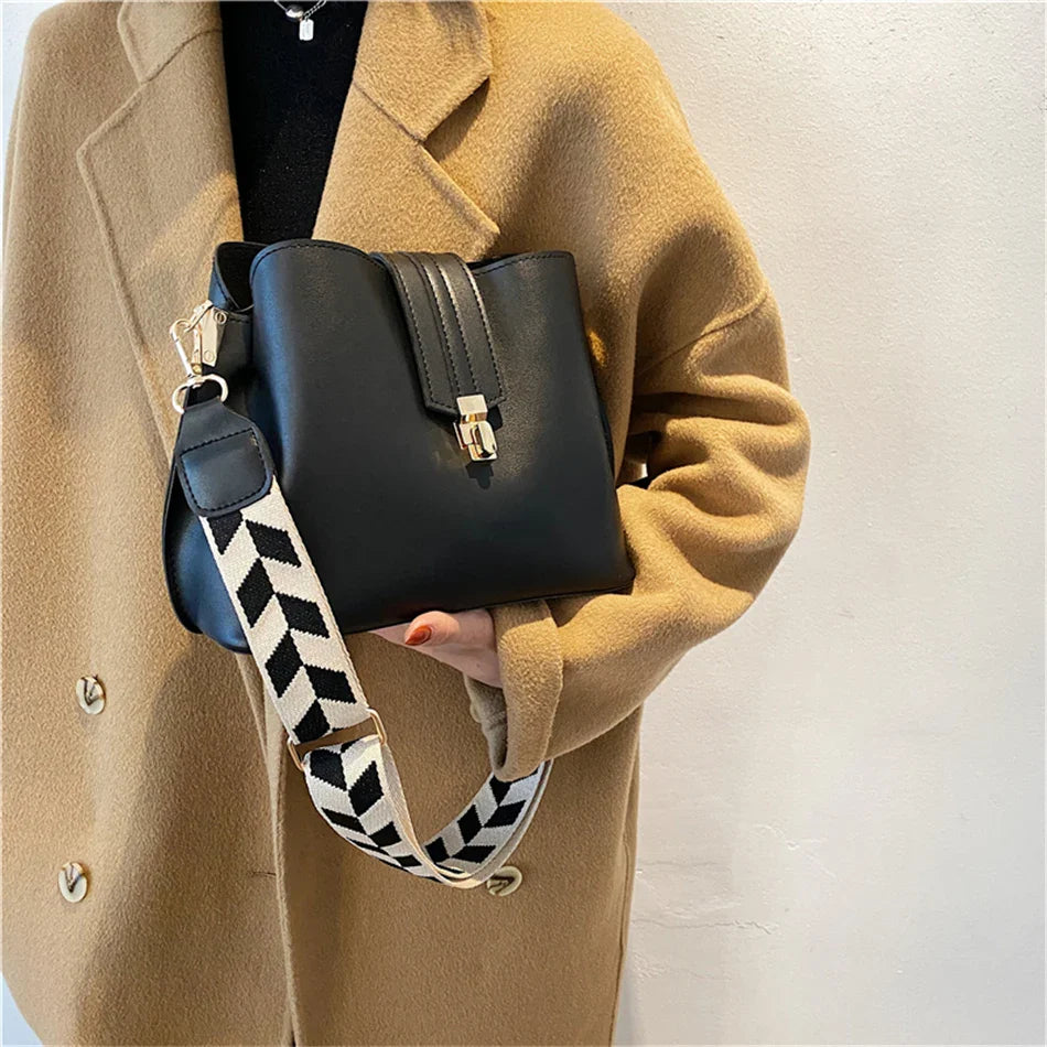 Sac à Main Femme Avec Large Bandouliere
