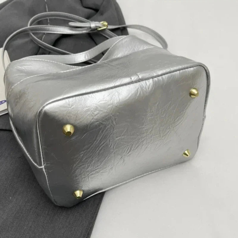 Sac à Main Fourre-Tout Spacieux Design Minimaliste et Élégant
