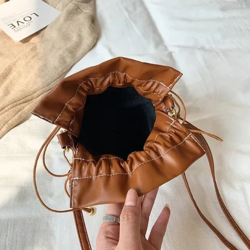 Sac à main seau beige clair tendance