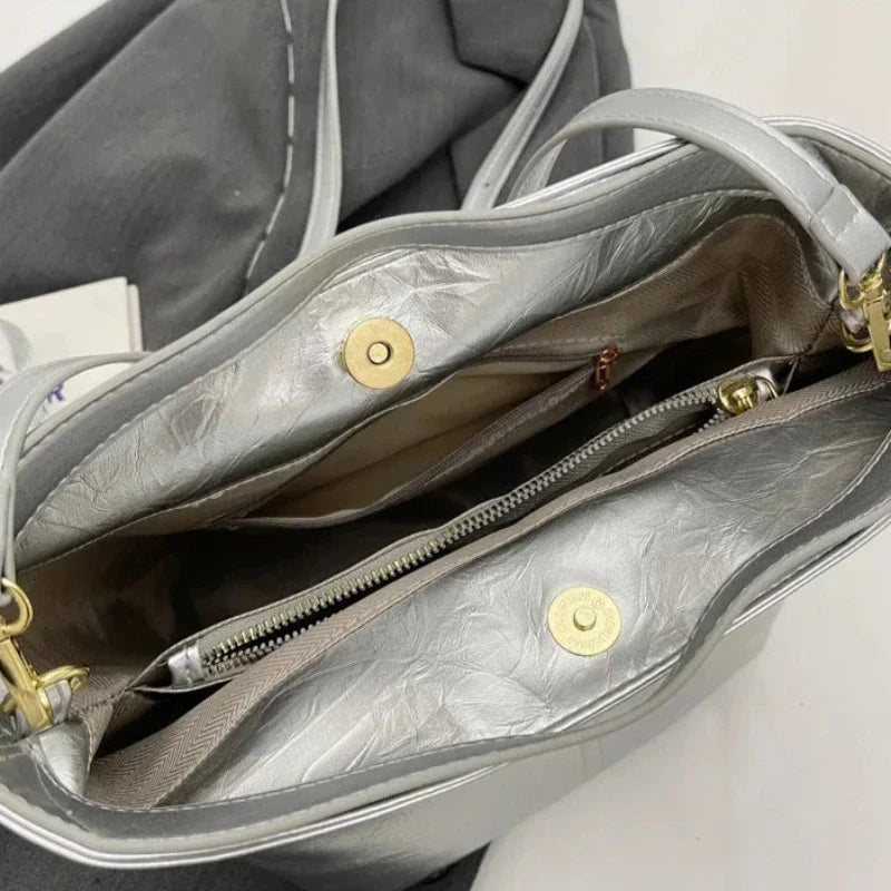 Sac à Main Fourre-Tout Spacieux Design Minimaliste et Élégant