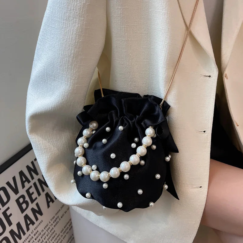 Sac à main seau noir