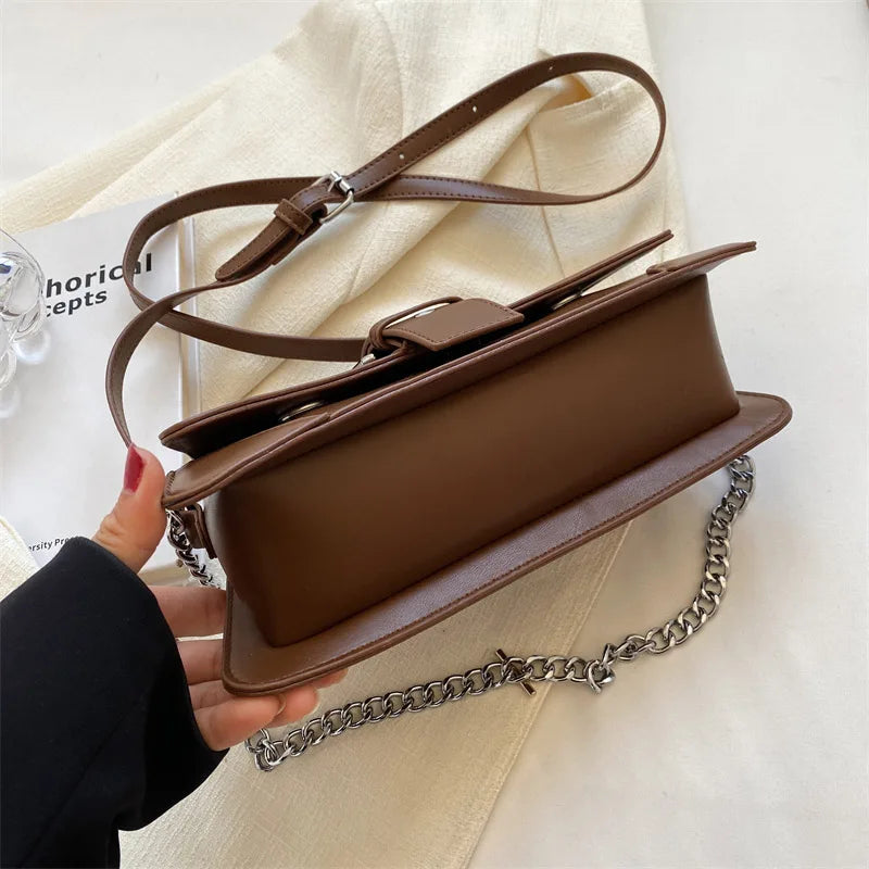 Sac à main rectangulaire à chaîne
