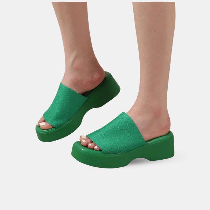 Sandale Verte Style Claquette avec Semelle Épaisse