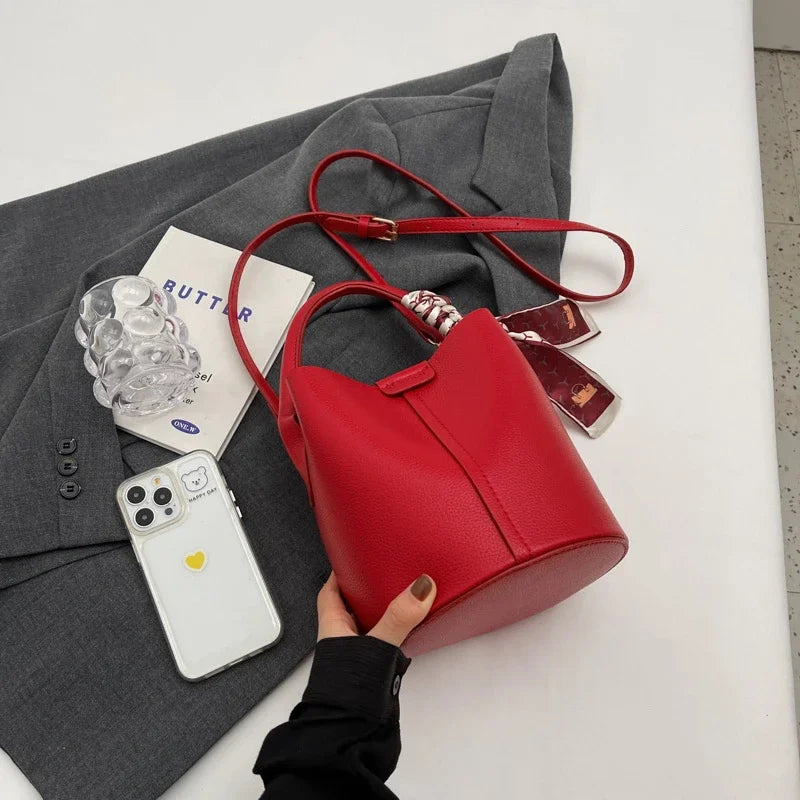 Sac Femme Seau Rouge et Raffiné