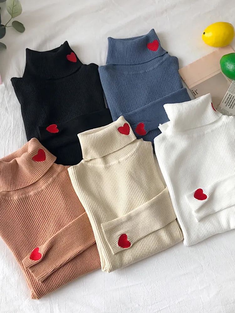 Rollkragenpullover mit Herzstickerei für Damen