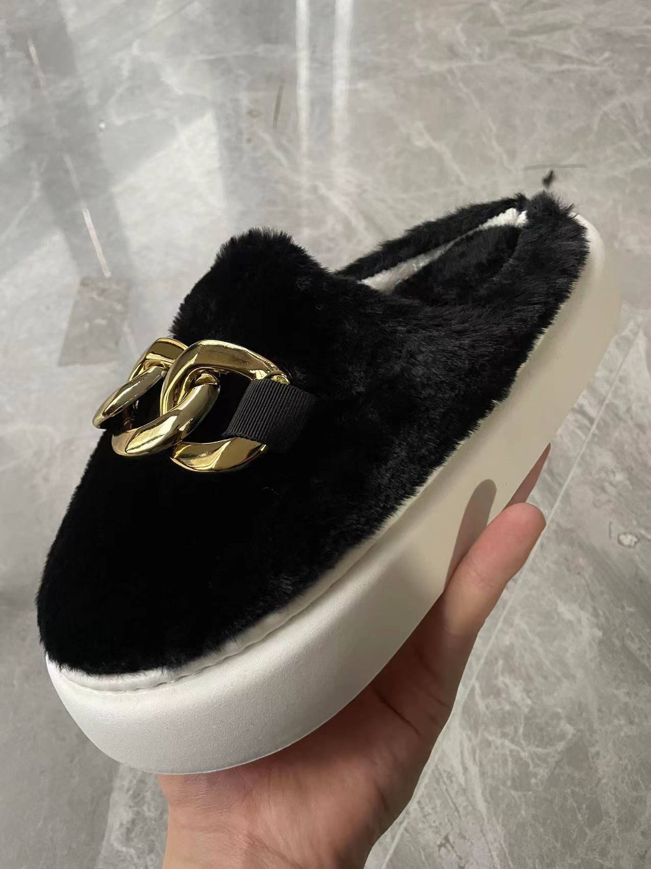 Sandales en fourrure pour femmes - Scull