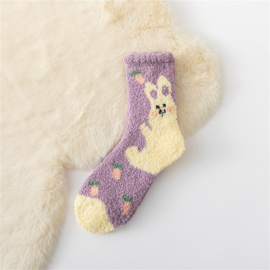 Chaussettes pelucheuses animaux pour femme Ember