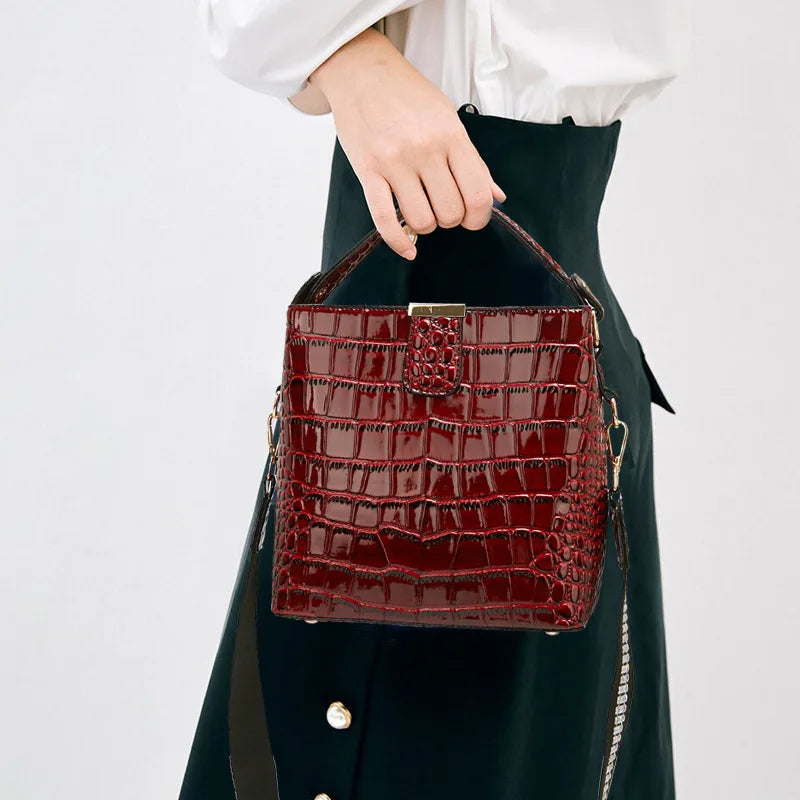 Sac Verni Effet Peau de Crocodile