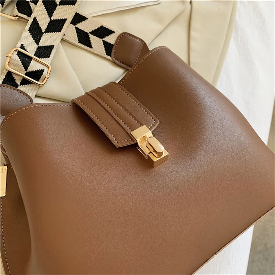 Sac à Main Femme Avec Large Bandouliere