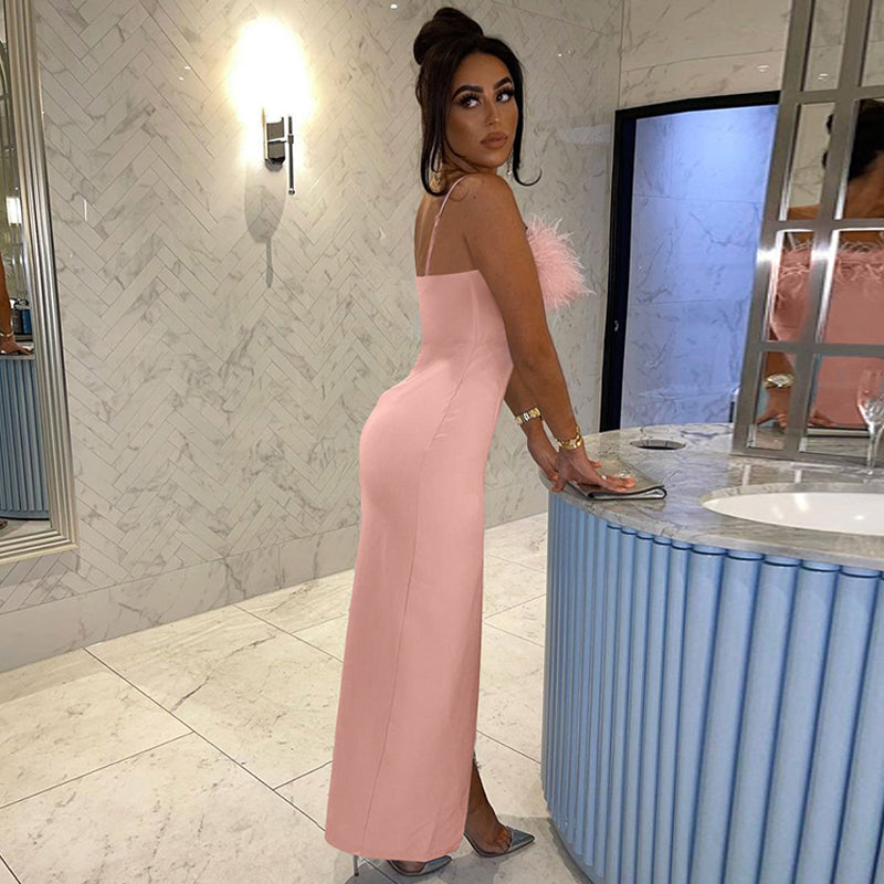 Karla - Robe soirée fourrée à fines bretelles fendue