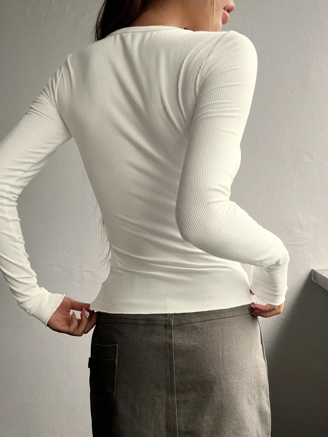 Haut Femme Côtelé à Manches Longues – T-Shirt Henley avec Boutons