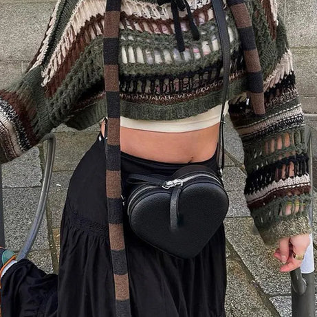 Damen-Pullover mit ausgehöhltem, gestreiftem Fischnetz