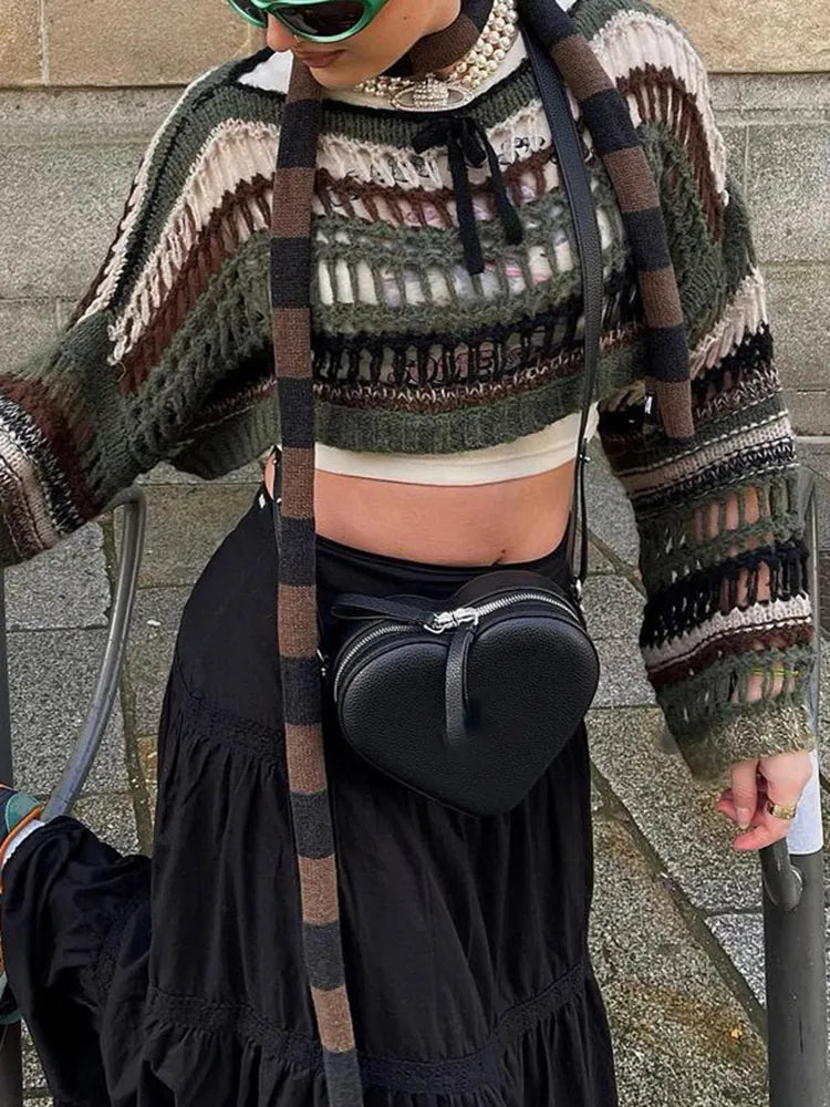 Damen-Pullover mit ausgehöhltem, gestreiftem Fischnetz