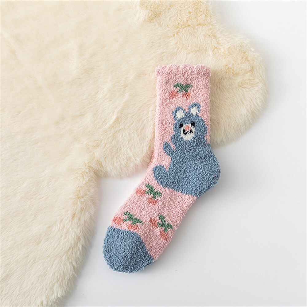 Chaussettes pelucheuses animaux pour femme Ember