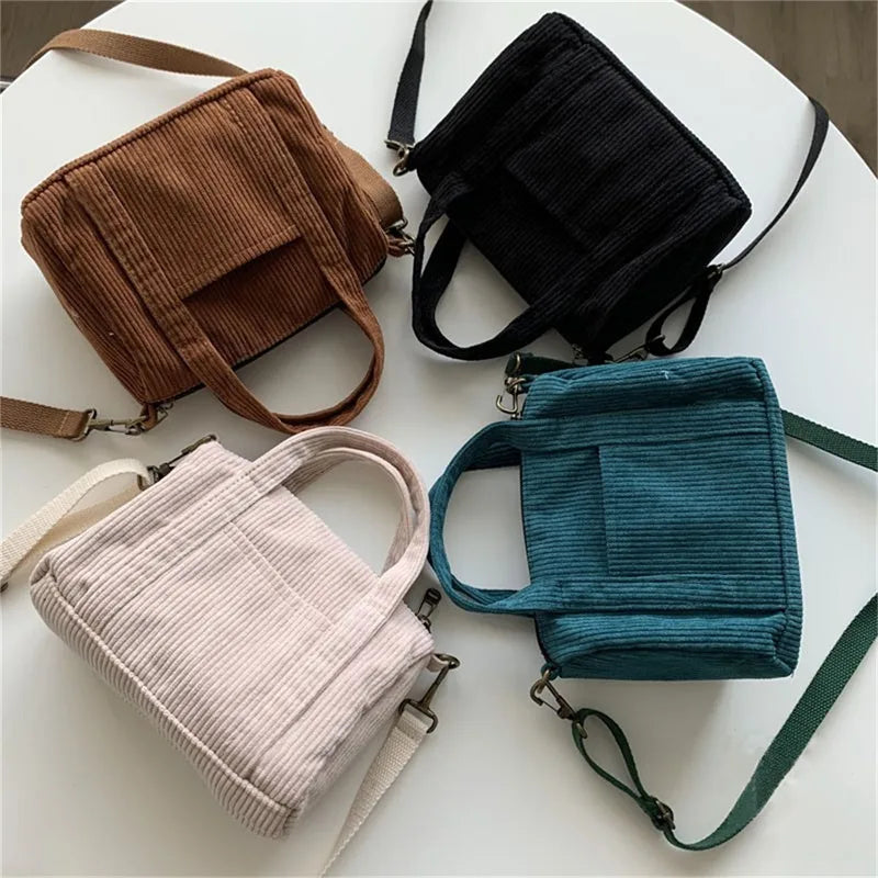 Petit sac à main bandoulière en velours côtelé