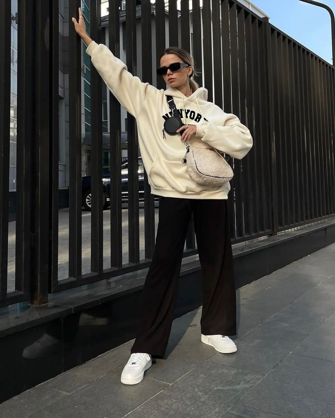 Damen-Kapuzenpullover aus Polyester mit langen Ärmeln