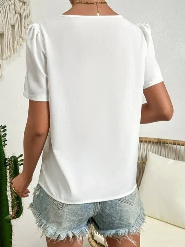 Blouse Femme Été - Blanche, Col Asymétrique, Manches Bouffantes