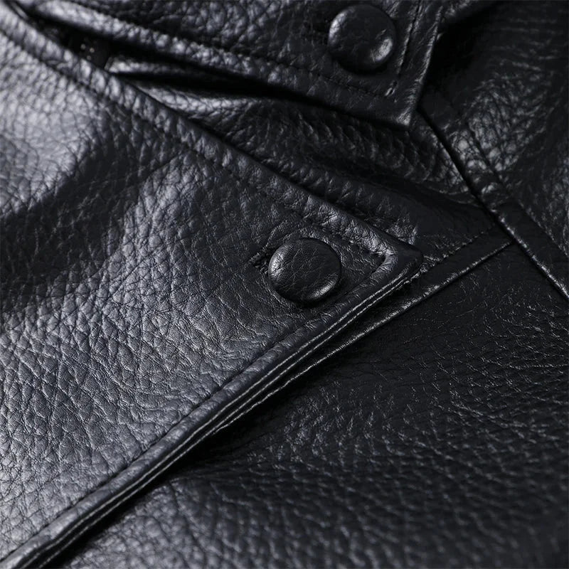 Veste noire pour femme en simili cuir avec col montant | coupe loose zippée