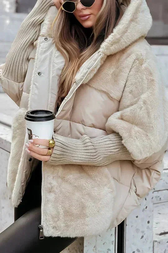 Veste pour femme avec capuche et style moderne
