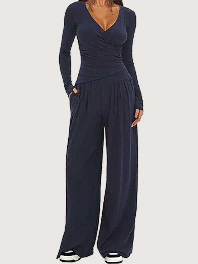 Ensemble sportswear femme avec pantalon ample et manches longues