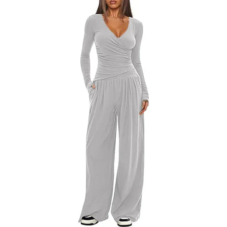 Ensemble sportswear femme avec pantalon ample et manches longues