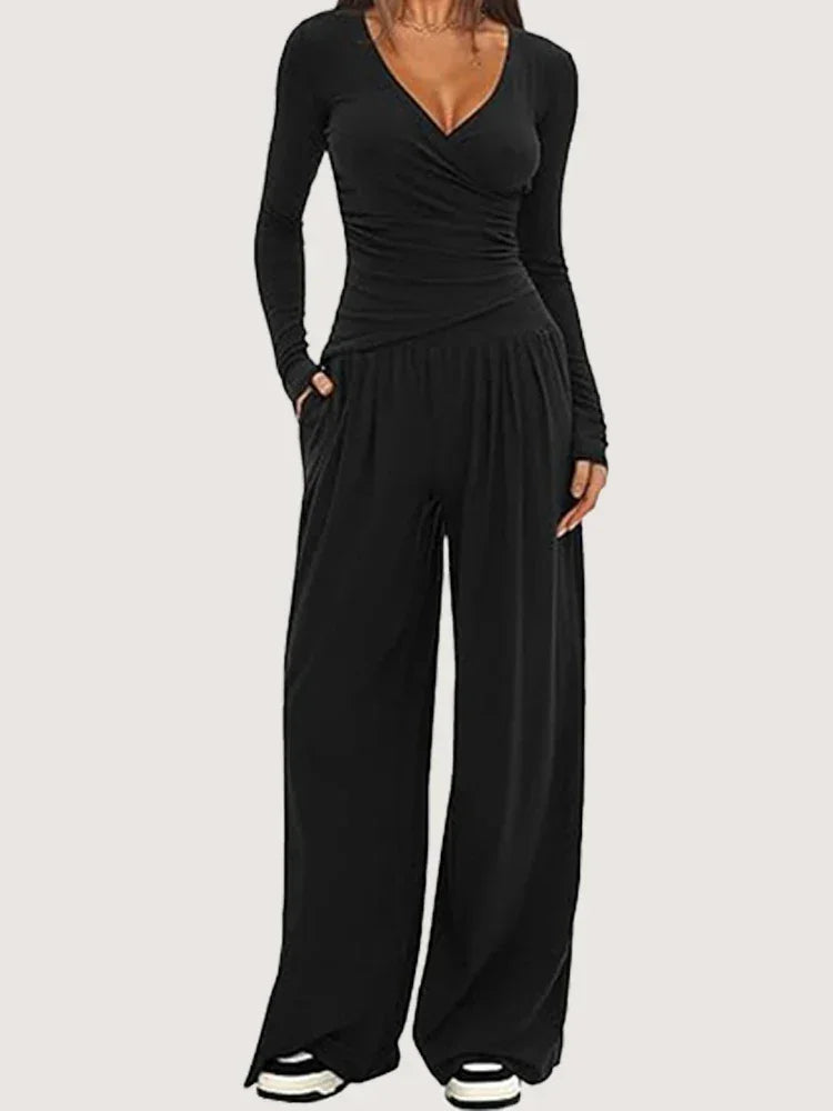 Ensemble sportswear femme avec pantalon ample et manches longues