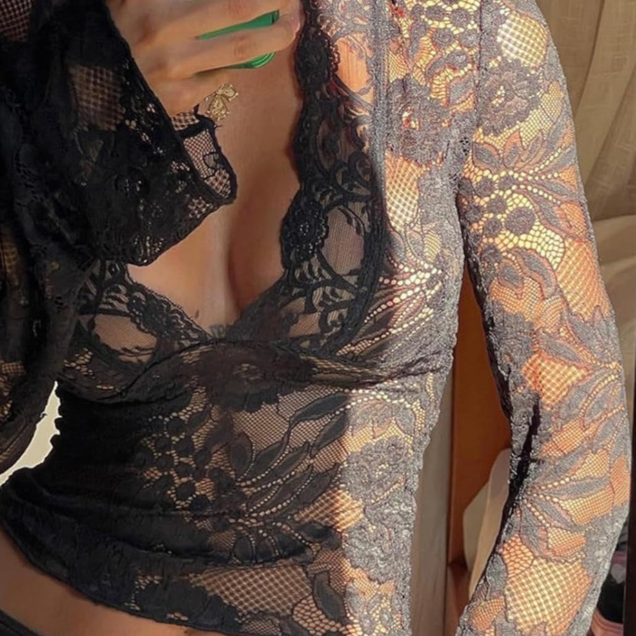 Haut Dentelle Chic Amélie - Élégance et Confort