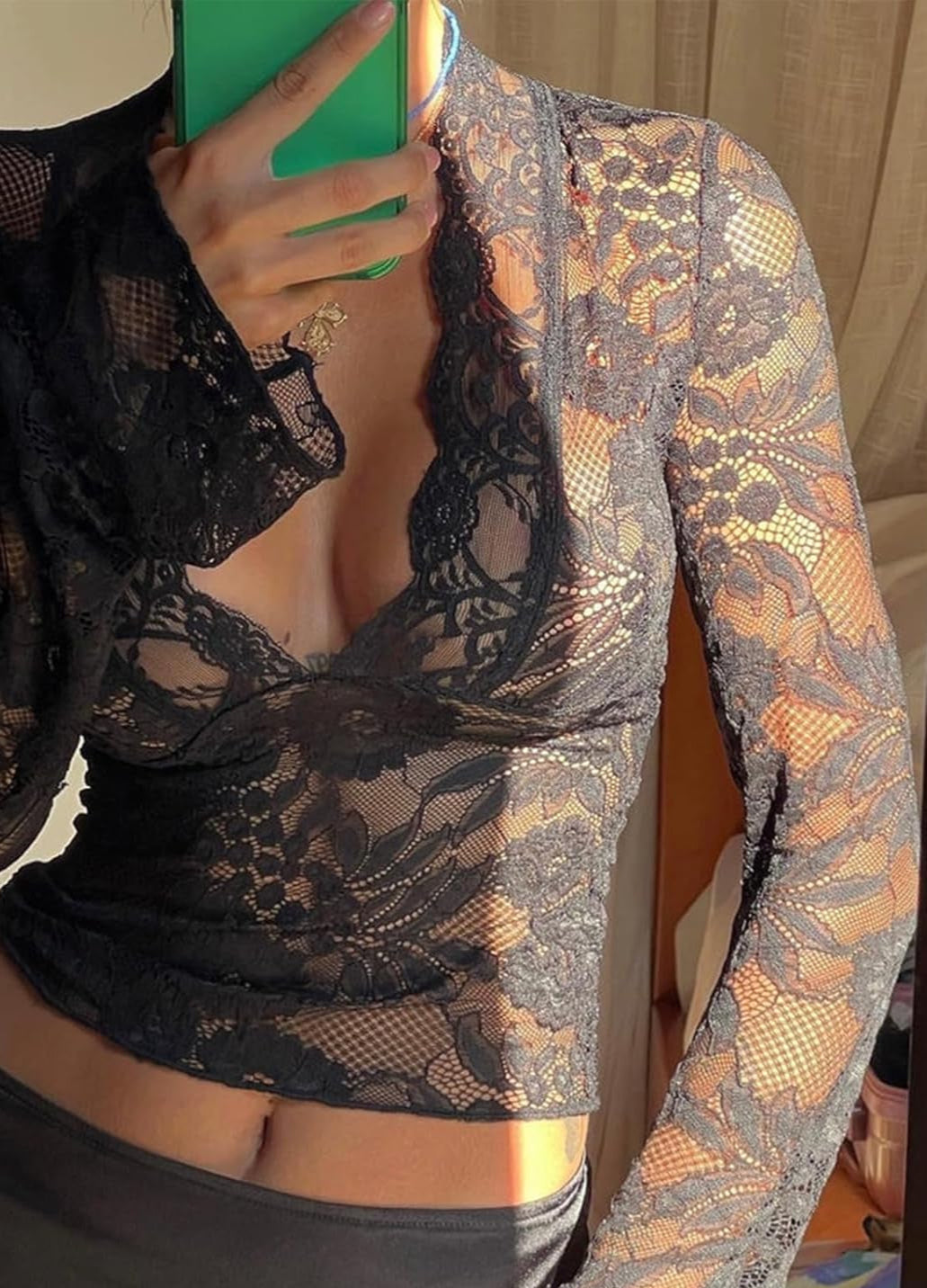 Haut Dentelle Chic Amélie - Élégance et Confort