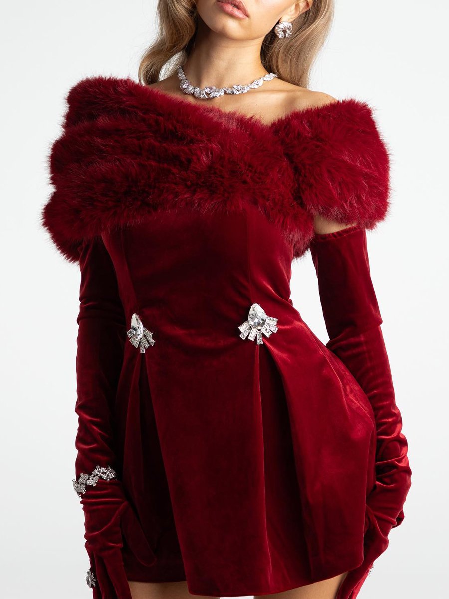 Samira - Robe de soirée diamant en velours avec col de fourrure amovible et gants