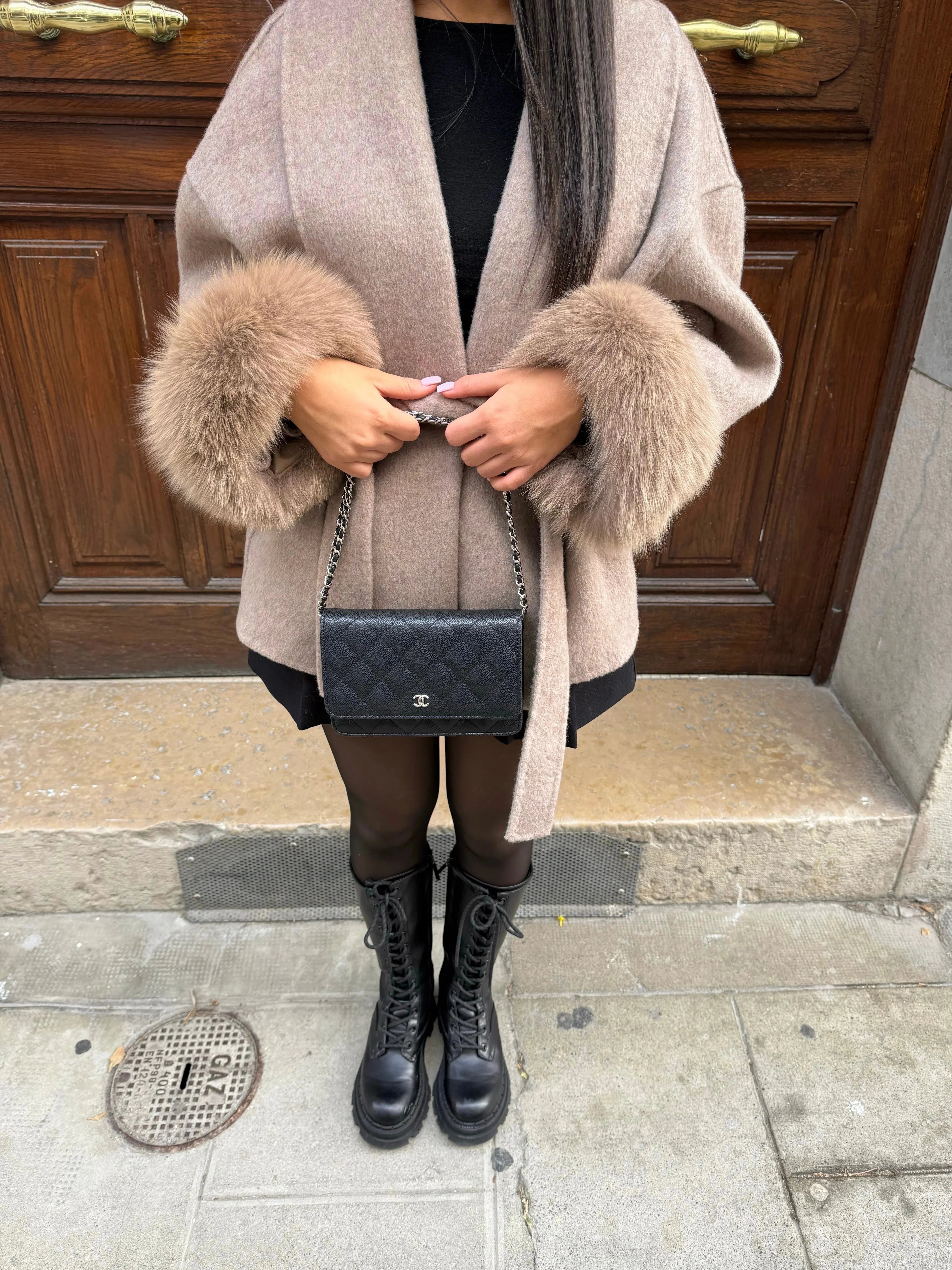 Manteau ceinturé femme avec manches en plush