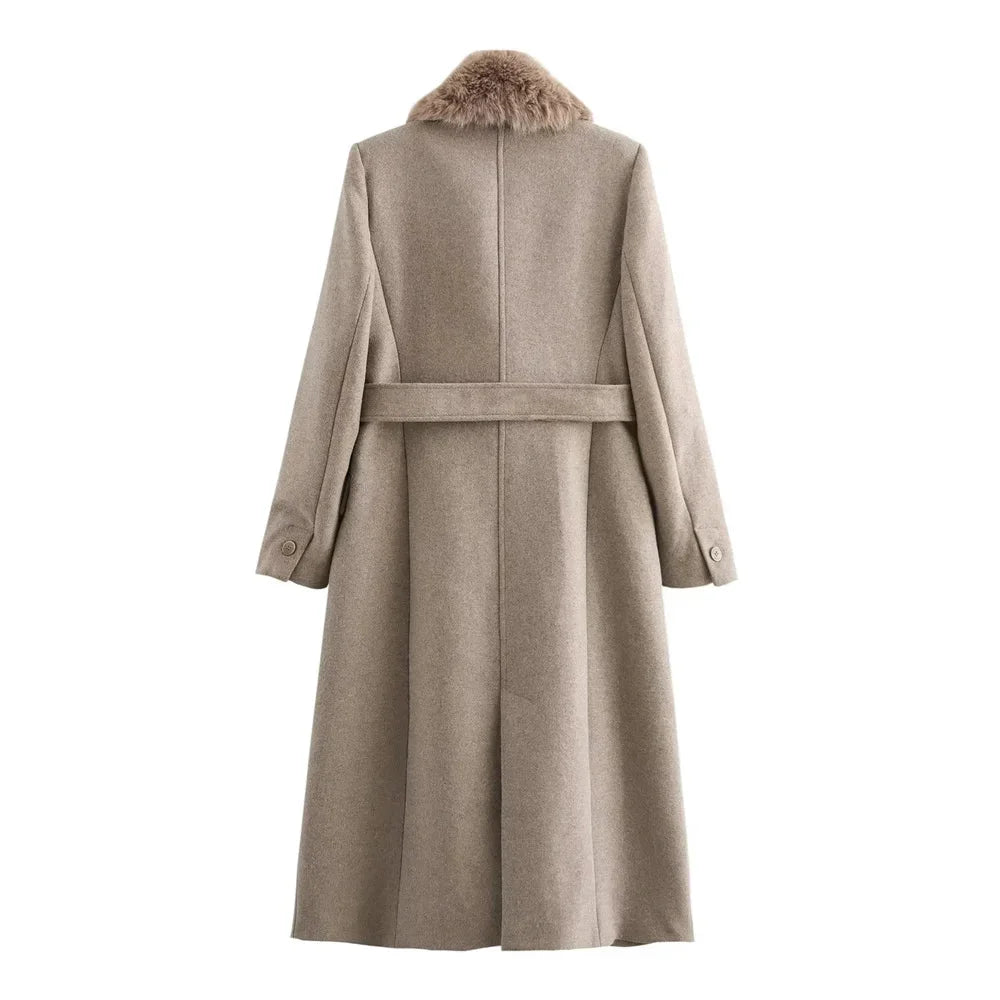 Manteau femme avec col en fausse fourrure et ceinture