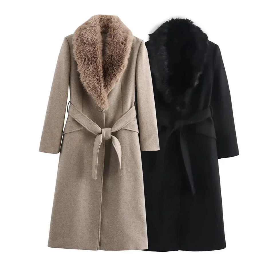 Manteau femme avec col en fausse fourrure et ceinture