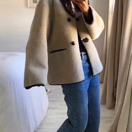 Manteau femme beige à fermetures toggle modernes