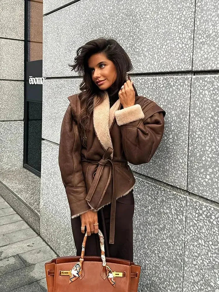 Veste femme brun ceinturé col shearling