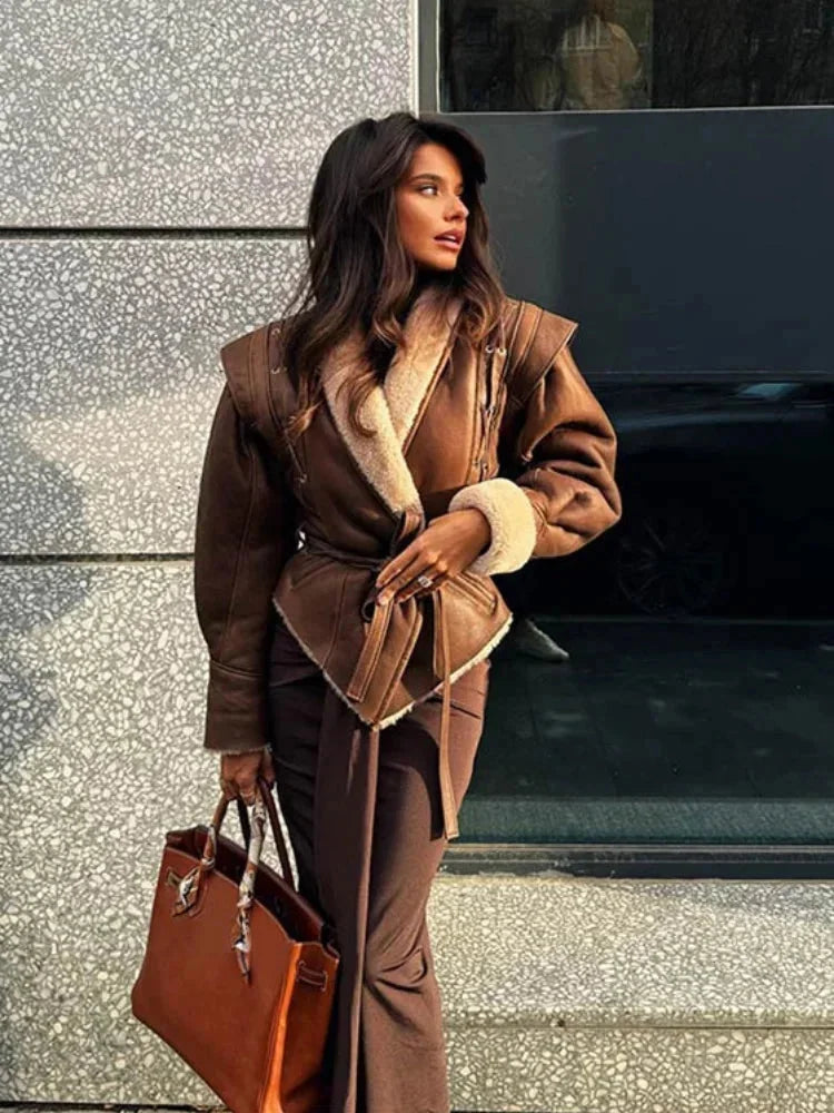 Veste femme brun ceinturé col shearling