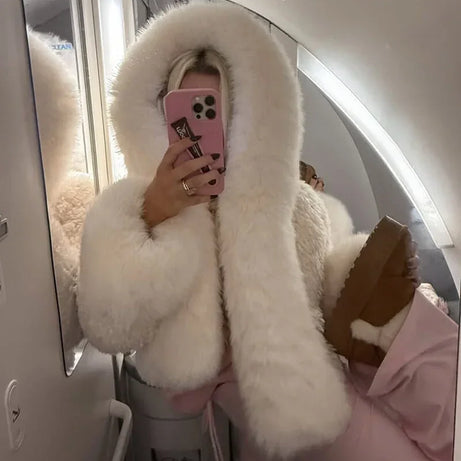 Manteau femme décontracté avec capuche en fausse fourrure
