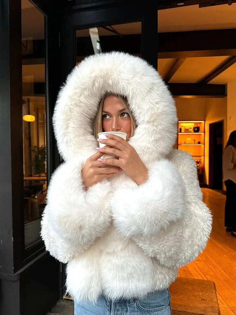 Manteau femme décontracté avec capuche en fausse fourrure