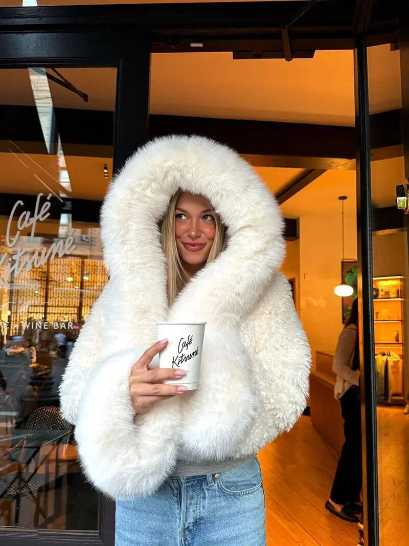 Manteau femme décontracté avec capuche en fausse fourrure