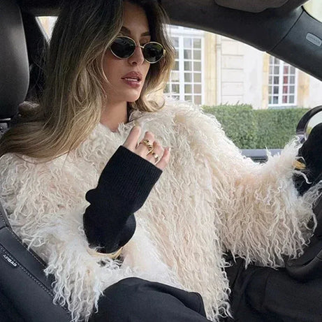 Manteau femme en fausse fourrure beige à manches longues