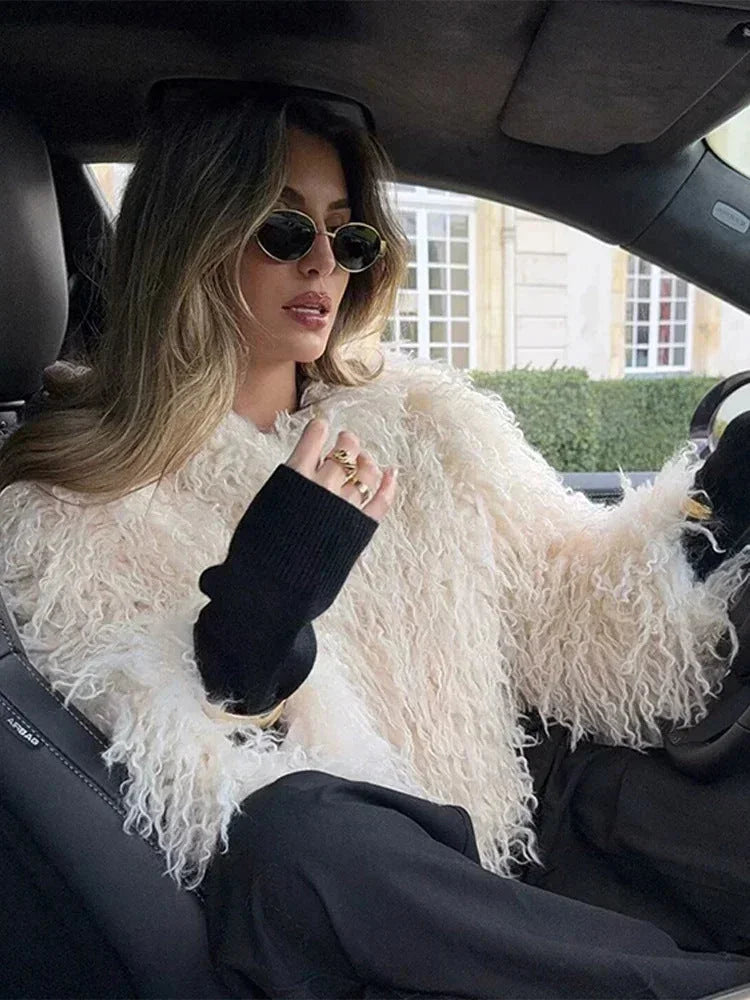 Manteau femme en fausse fourrure beige à manches longues