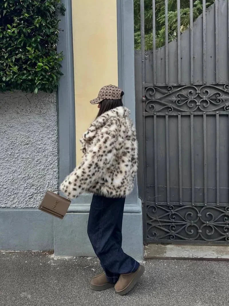 Manteau femme imprimé léopard en fausse fourrure