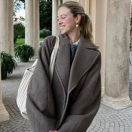 Manteau femme oversize marron avec boutons