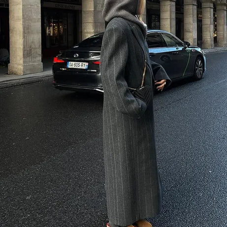 Manteau long femme élégant à rayures modernes